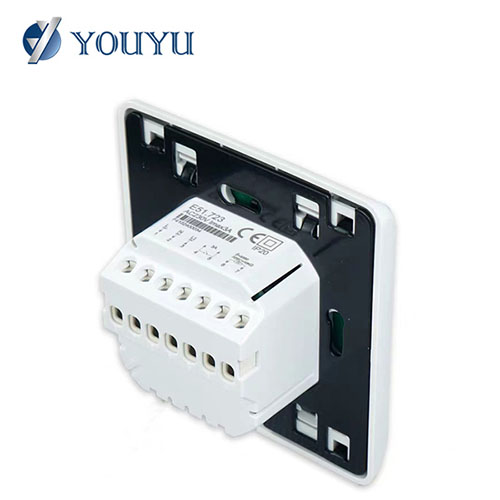 E51.716/16 Programmable Button Type Room Thermostat